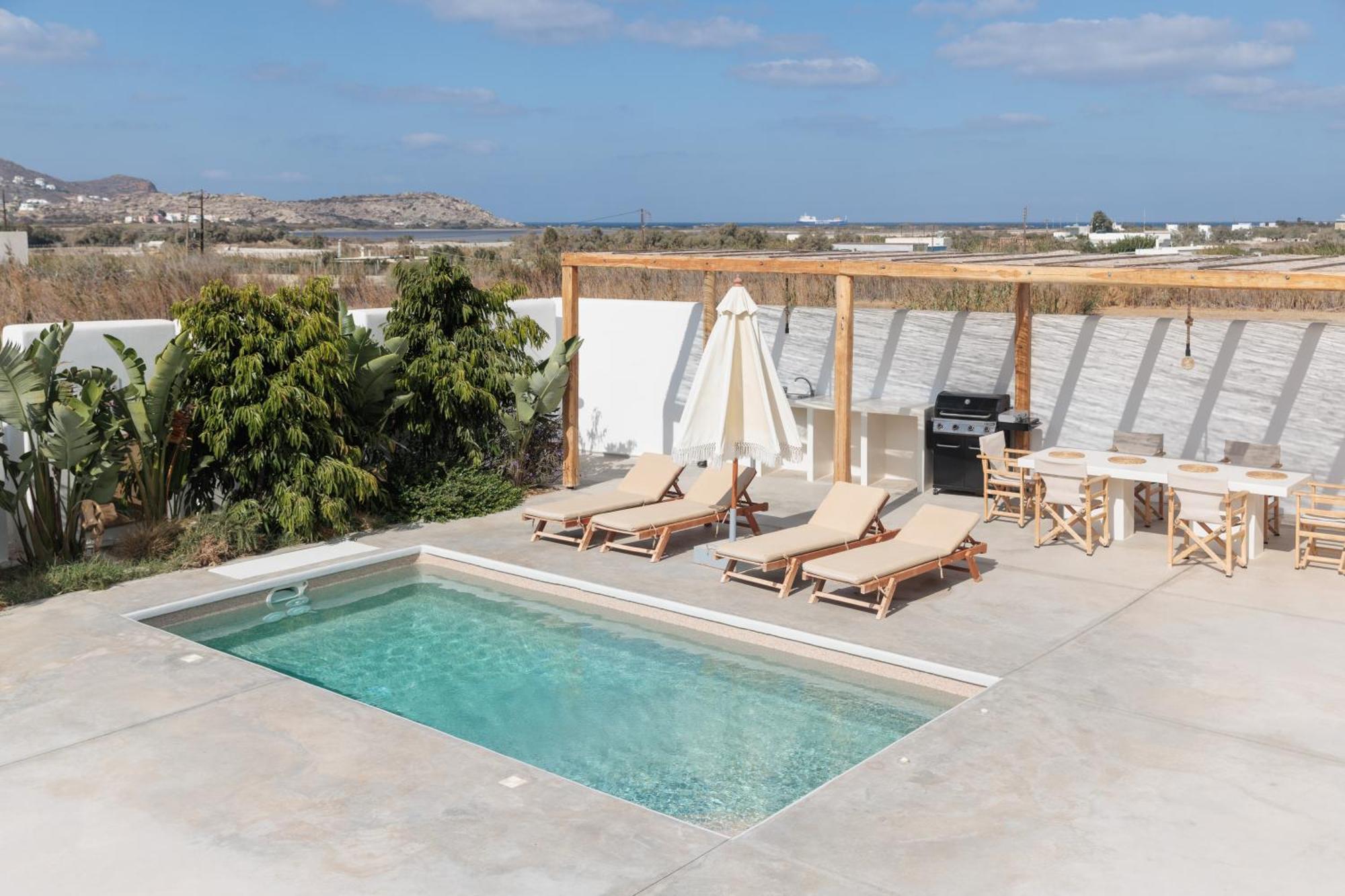 Petradia * Agia Anna (Naxos)